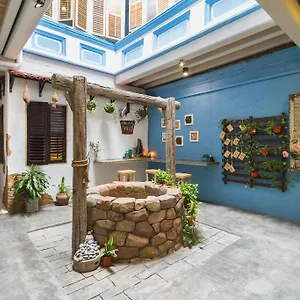 My 109 - Self Check In (adults Only) Guest house George Town